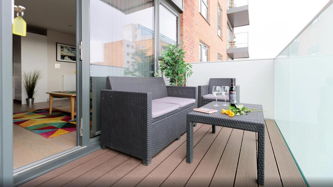 Esquire Apartments Ealing London Ngoại thất bức ảnh